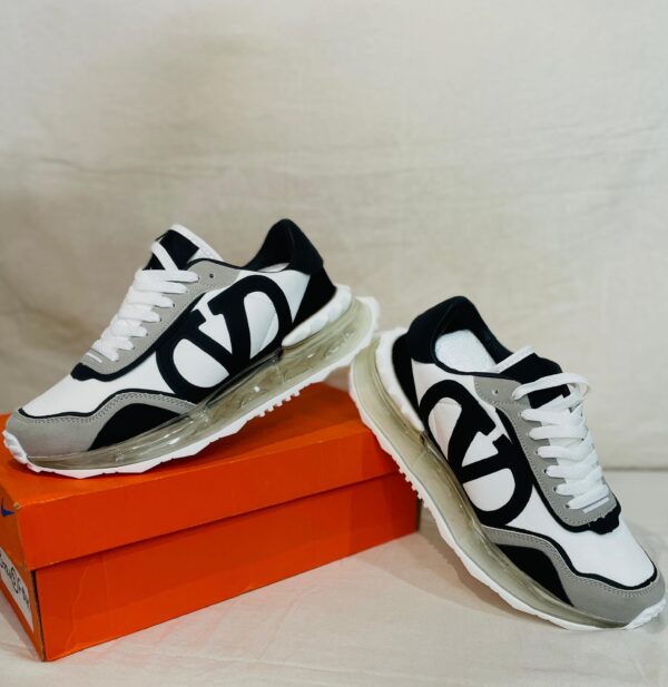 Valentino Garavani Black-White - Image 3
